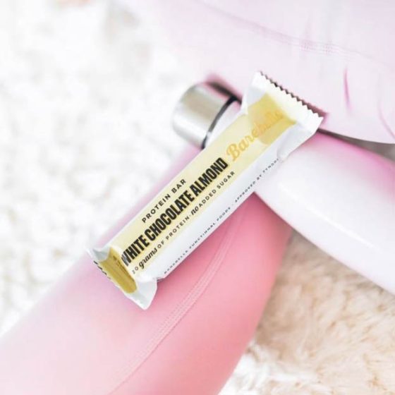 18 Barebells white choco almond